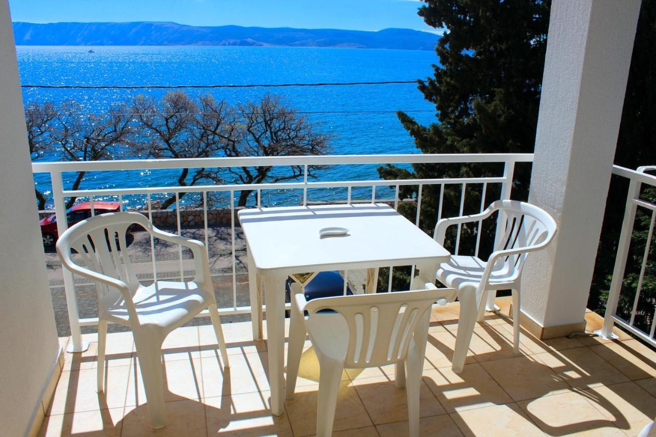 Apartment Obala Novi Vinodolski Bagian luar foto