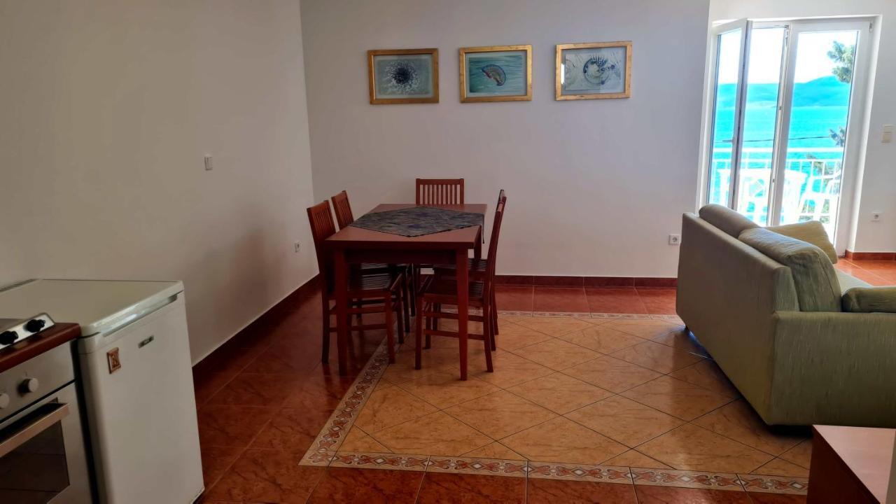 Apartment Obala Novi Vinodolski Bagian luar foto