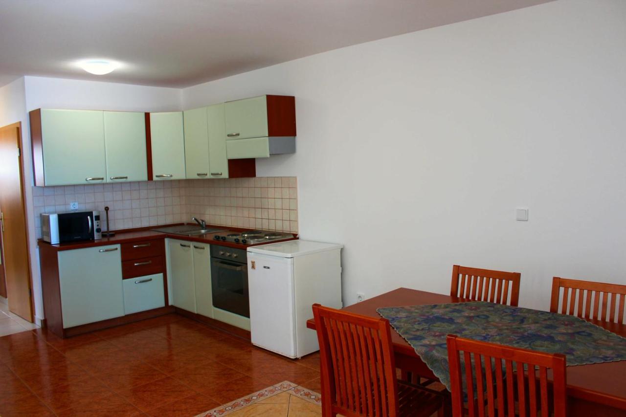 Apartment Obala Novi Vinodolski Bagian luar foto